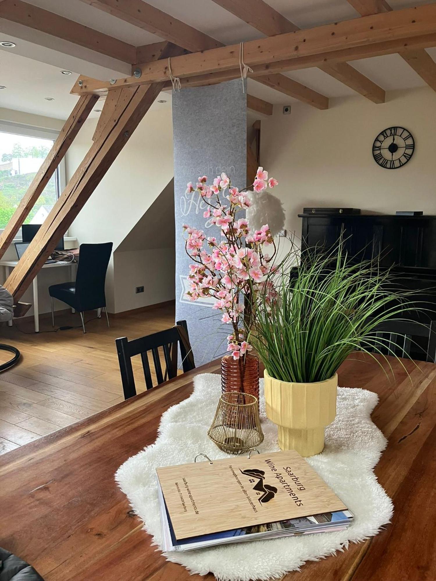 Wine Apartment *